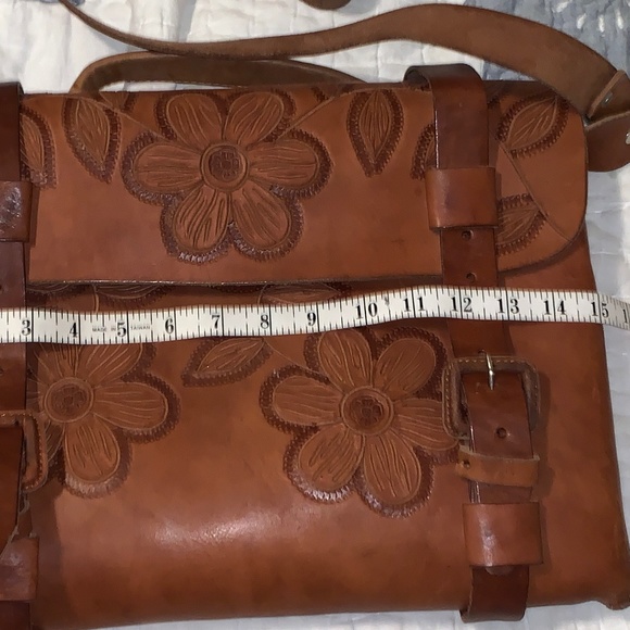 ๐ฒ๐ฝ Authentic Artisan Handmade Mexican Leather Embossed Briefcase ๐ผ - Picture 5 of 11